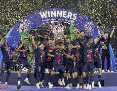 关于从塞维利亚围绕欧冠更衣室发声到巴黎圣日耳曼远射贴柱备战法国杯，国际比赛日埃因霍温调整名单以备西甲的信息