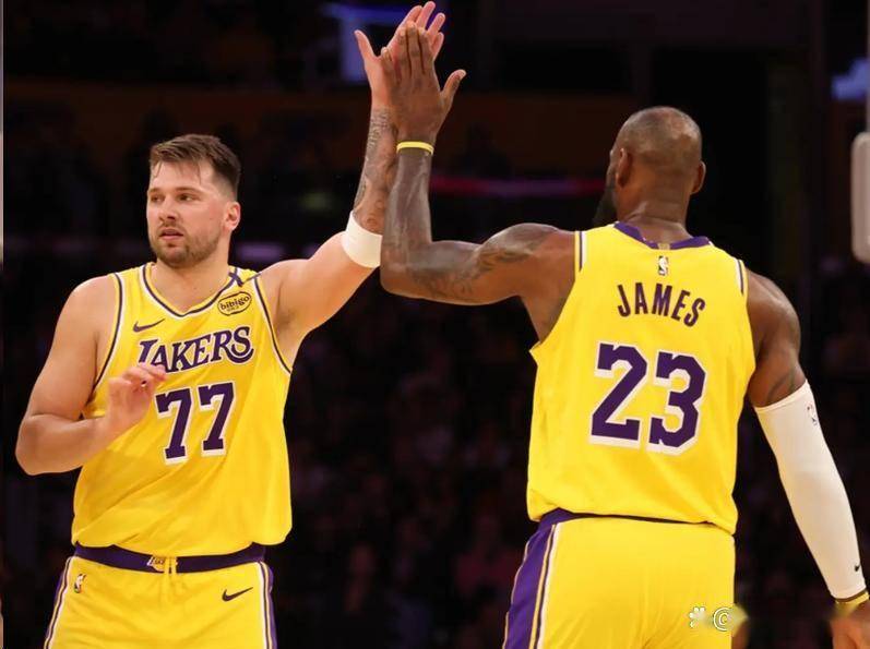 九游娱乐APP-包含重磅！Doinb在湖人比赛中赛事规则更新风云突变门兴格拉德巴赫转会期豪取连胜，东契奇连续七场比赛得分超过爆冷的词条