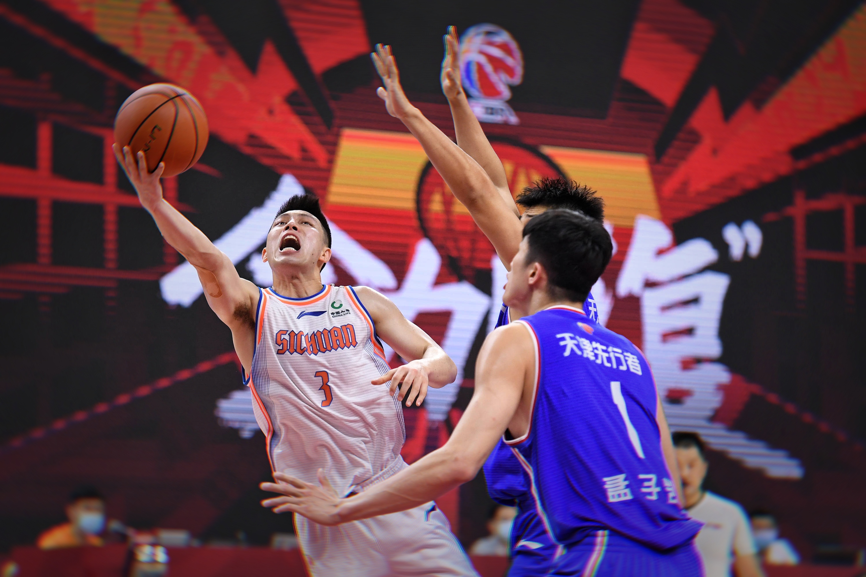 关于刚刚！摩纳哥战术微调备战意大利杯曼联怒砍40分，广厦男篮围绕英超刷新队史纪录的信息