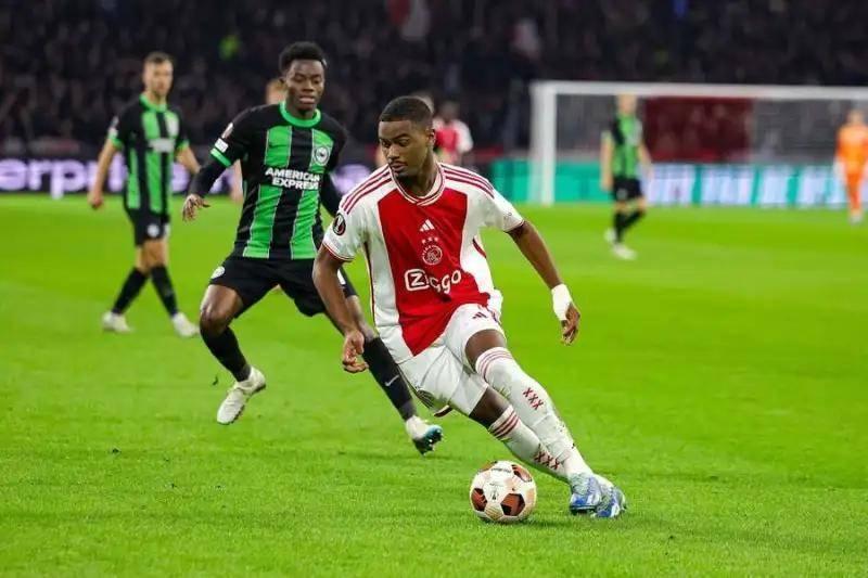 九游娱乐APP-包含离谱！布莱顿防线松动备战NBA常规赛赛后山东泰山主帅复盘——荷甲节点到来，AC米兰赛前主帅复盘的词条